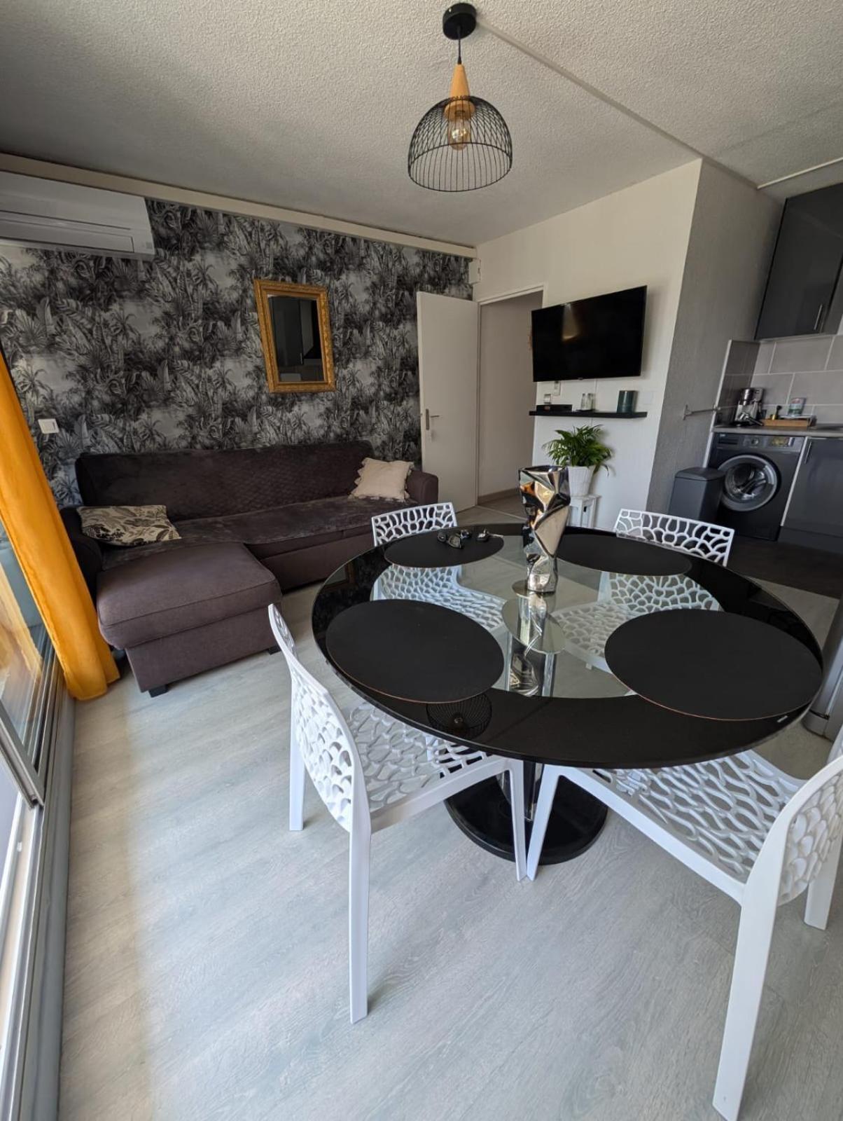 Appartement Au Pied De La Plage - Saint Cyprien Eksteriør billede